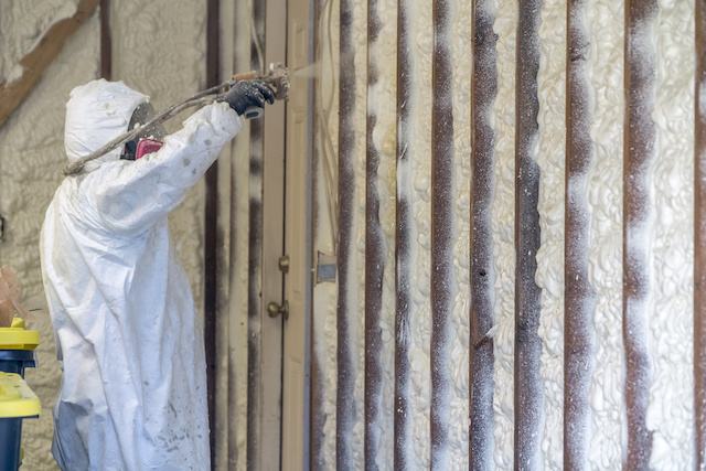 Installing Residential Spray Foam Insulation Muskegon Mi